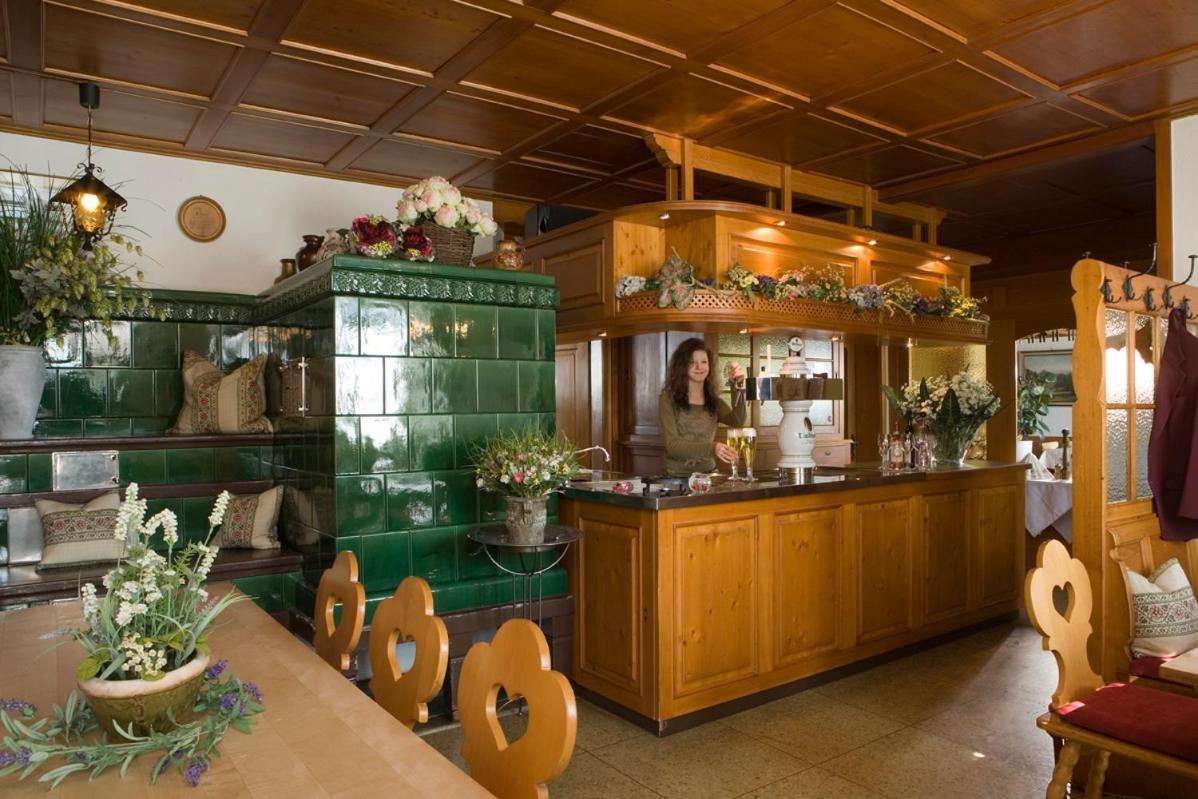 Landgasthaus Engel - Naturparkwirt Hoechenschwand Luaran gambar
